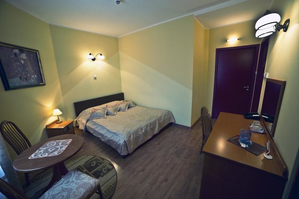 Hotel Bartis Бартошице Екстер'єр фото
